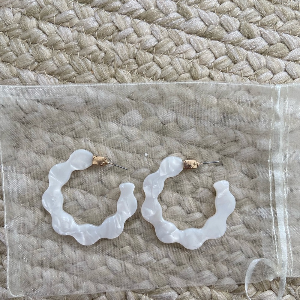 Scalloped Opal Hoop Earrings